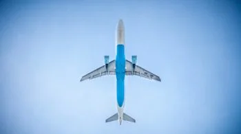 airplane-983991_1920